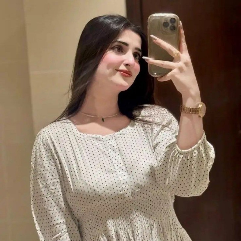 Warda Agha👑 (@agha_warda22) | Snapchat Stories, Spotlight & Lenses