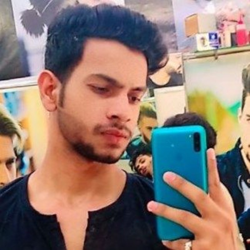 Ayush Rathore (@arathore3106) | Snapchat Stories, Spotlight & Lenses