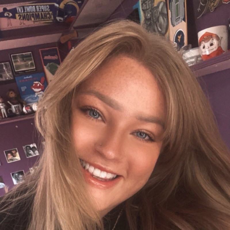 𝕒𝕤𝕙𝕝𝕖𝕪 𝕣𝕦𝕖 ̈ (@ashleyrue_15) | Snapchat Stories, Spotlight & Lenses