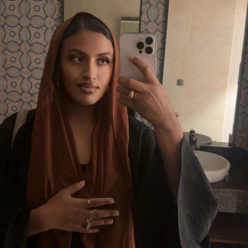 Sabira Ibrahim (@bigbabbbby18) | Snapchat Stories, Spotlight & Lenses