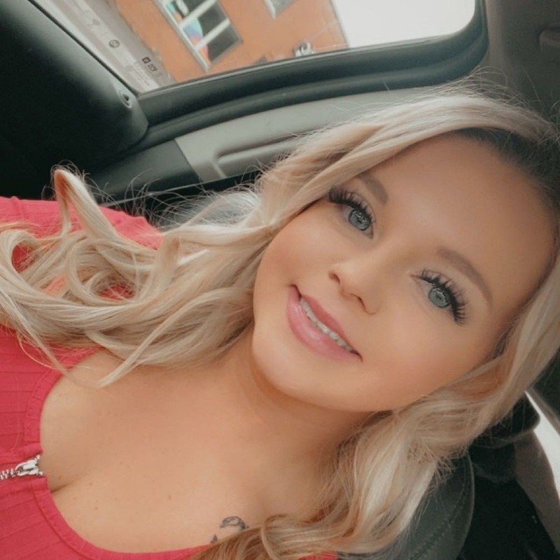Cissy (@cissy_ledford) | Snapchat Stories, Spotlight & Lenses