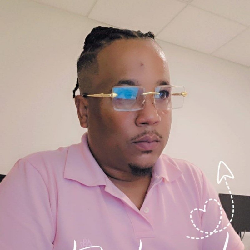 Snapchat Doc Doc433 (@doc433) | Snapchat Stories, Spotlight & Lenses