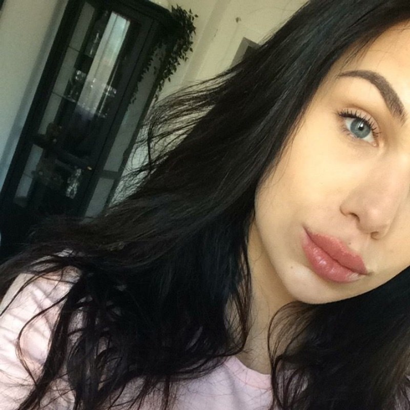 Elena (@elenaelenaxoxo) | Snapchat Stories, Spotlight & Lenses