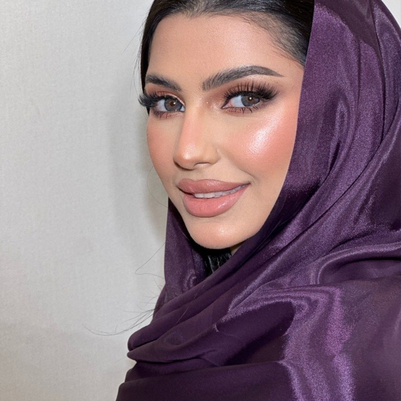 Api Frah Farah Hakim 🌸 فرح حكيم (@farah_hakim) | Snapchat Stories, Spotlight ...