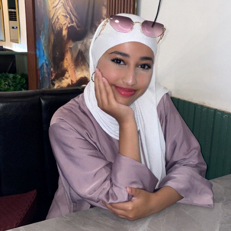 Bella (@hiba-kch) | Snapchat Stories, Spotlight & Lenses