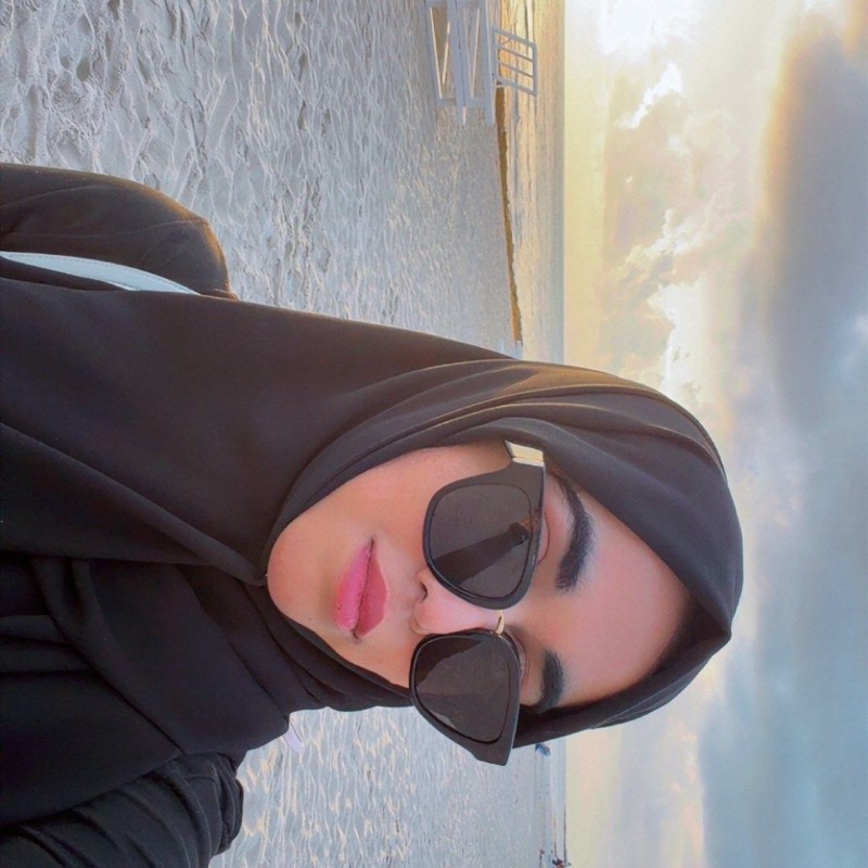 Humaira (@humaerraa) | Snapchat Stories, Spotlight & Lenses
