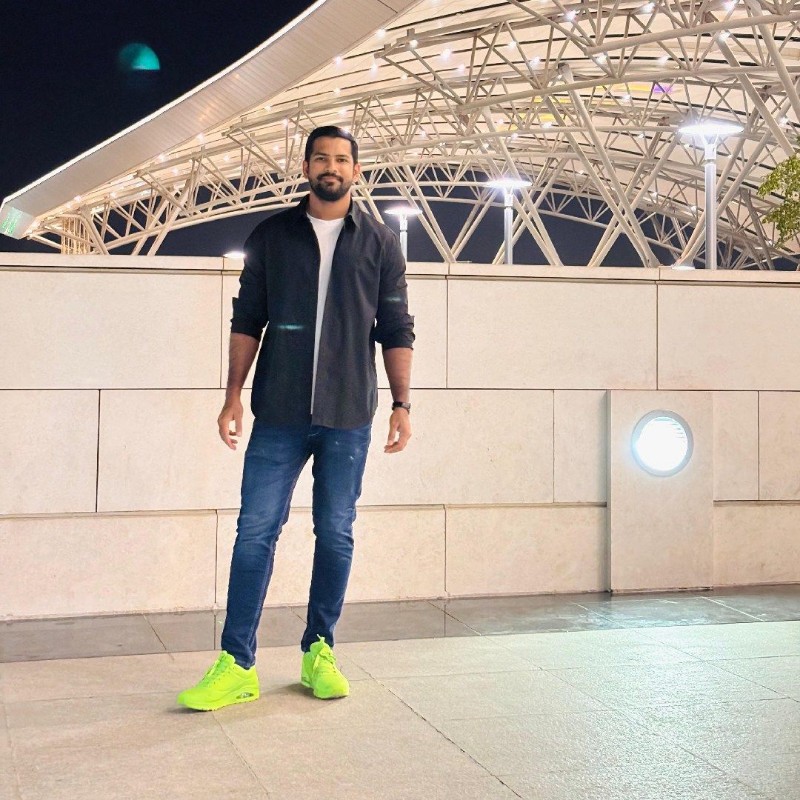 ARBAB ALI (@iarbabali) | Snapchat Stories, Spotlight & Lenses