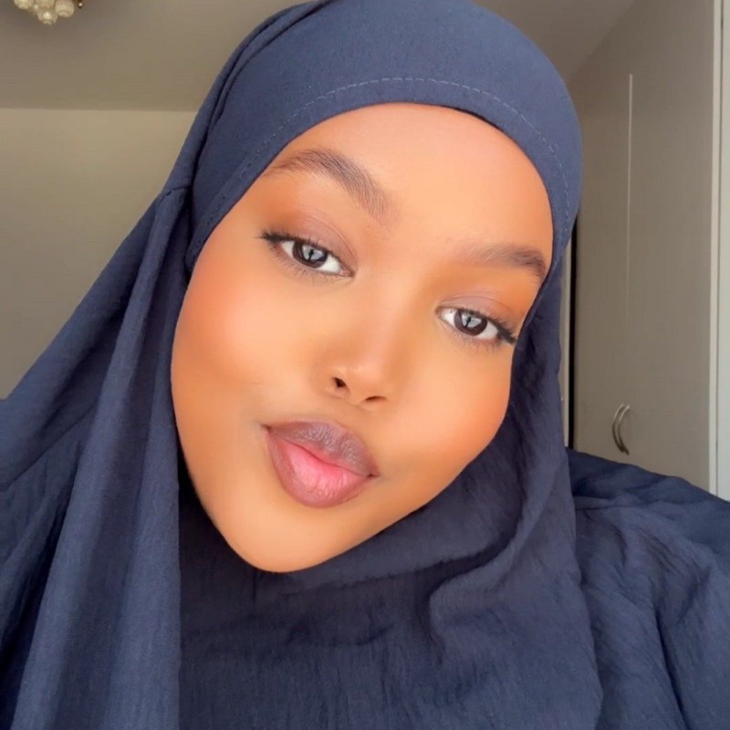 Naima⚜️ (@insahussein) | Snapchat Stories, Spotlight & Lenses
