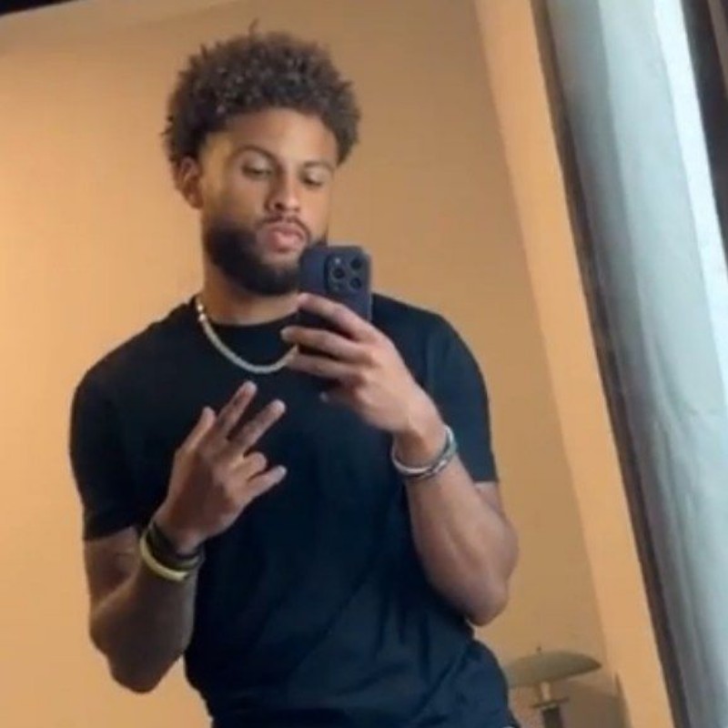 Jaylen Ryer Jaylen (@jaylentray1) | Snapchat Stories, Spotlight & Lenses