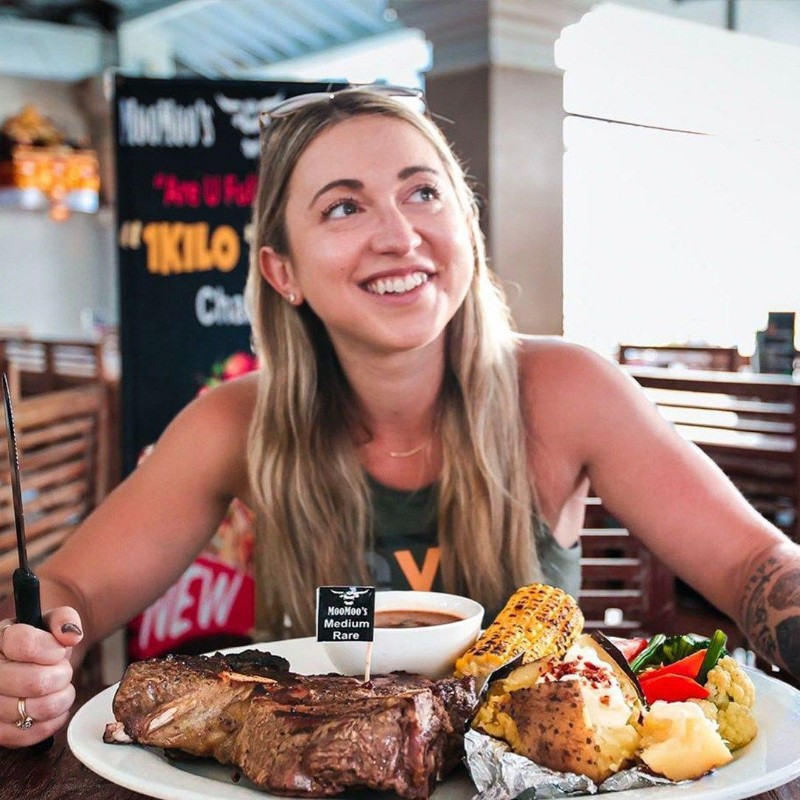 Katina Eats Kilos (@katinaeats) | Snapchat Stories, Spotlight & Lenses