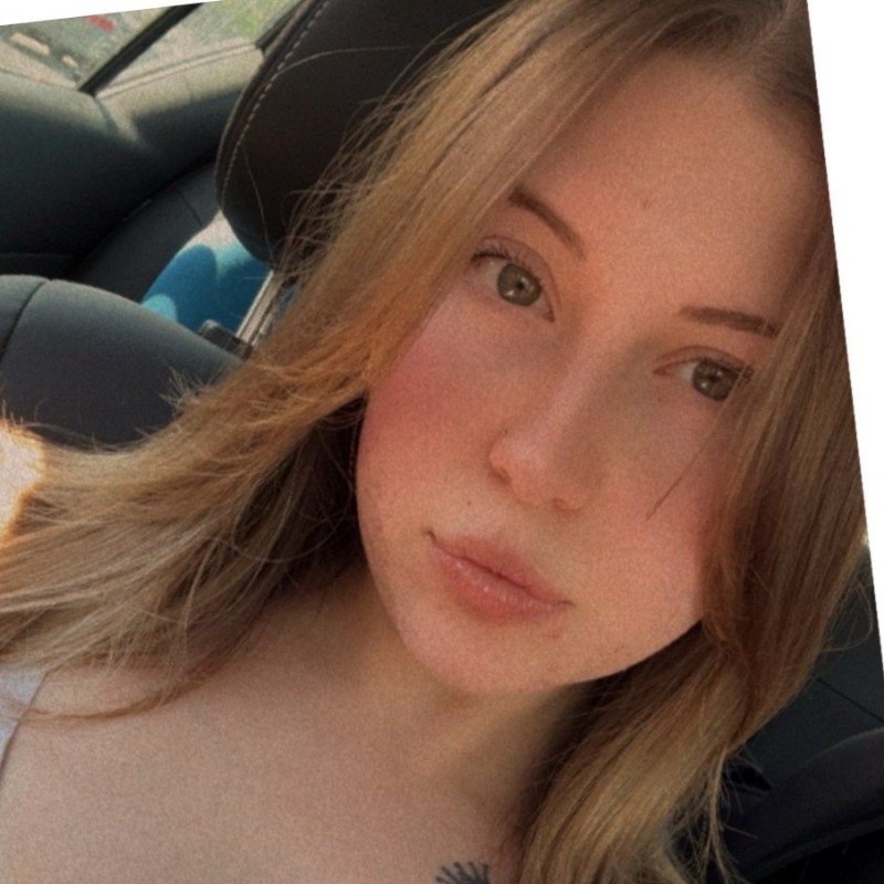 Kaylizzle Kaylzz 💜💜 (@kayleelyn610) | Snapchat Verhalen, Spotlight en Lenzen