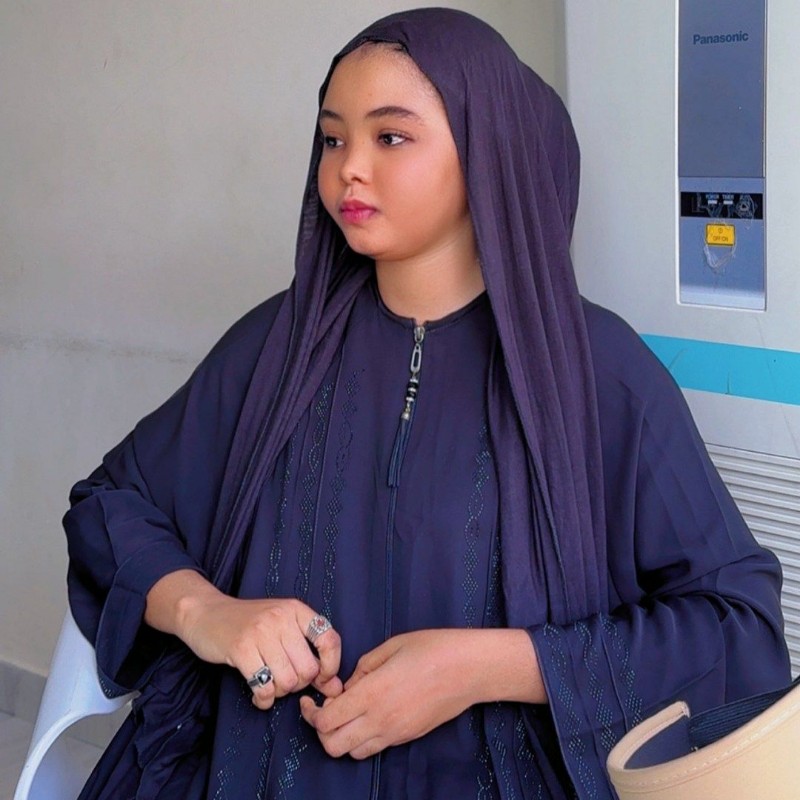 Khadija Ibrahim (@koreancy2019) | Snapchat Stories, Spotlight & Lenses