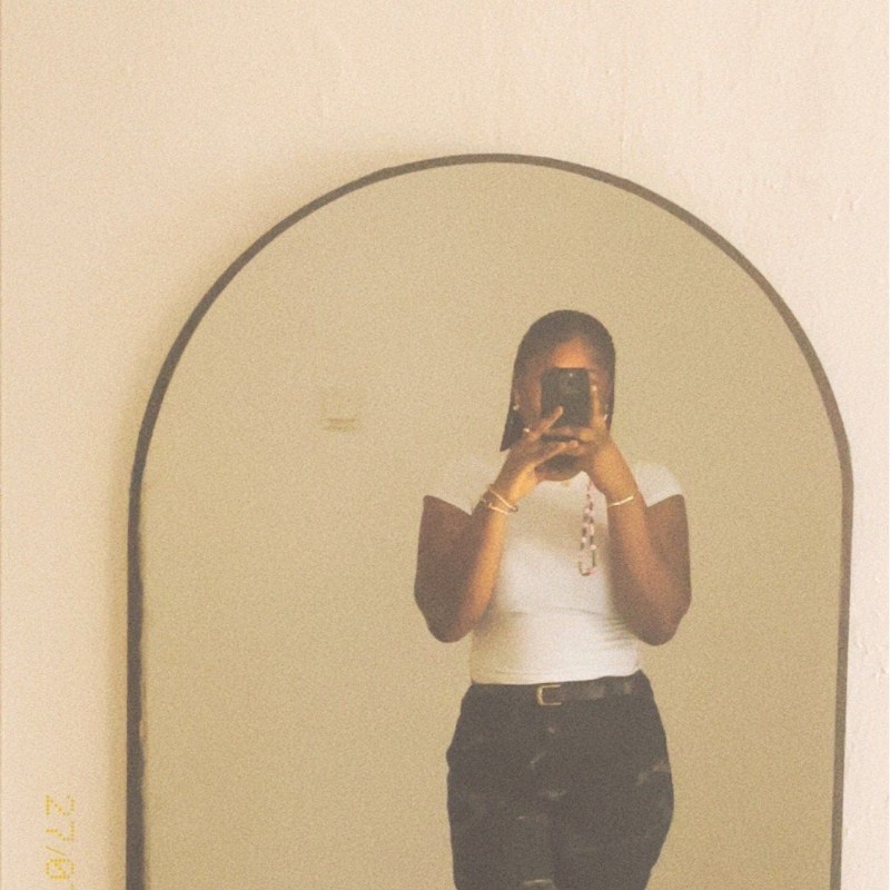 Api Riha Adebisi.. (@lady_riha) | Snapchat Stories, Spotlight & Lenses