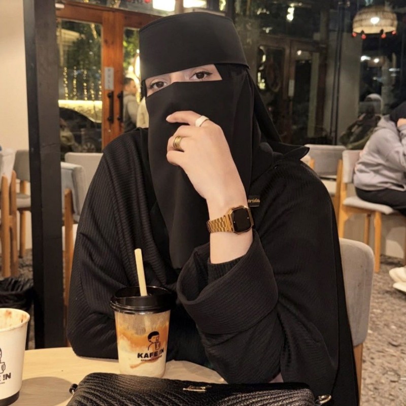 مائرہ (@mayra_rangrezzz) | Snapchat Stories, Spotlight & Lenses