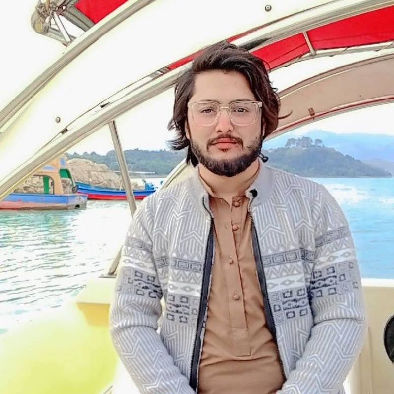 M Hamza Riaz (@mhamzariaz2025) | Snapchat Stories, Spotlight & Lenses