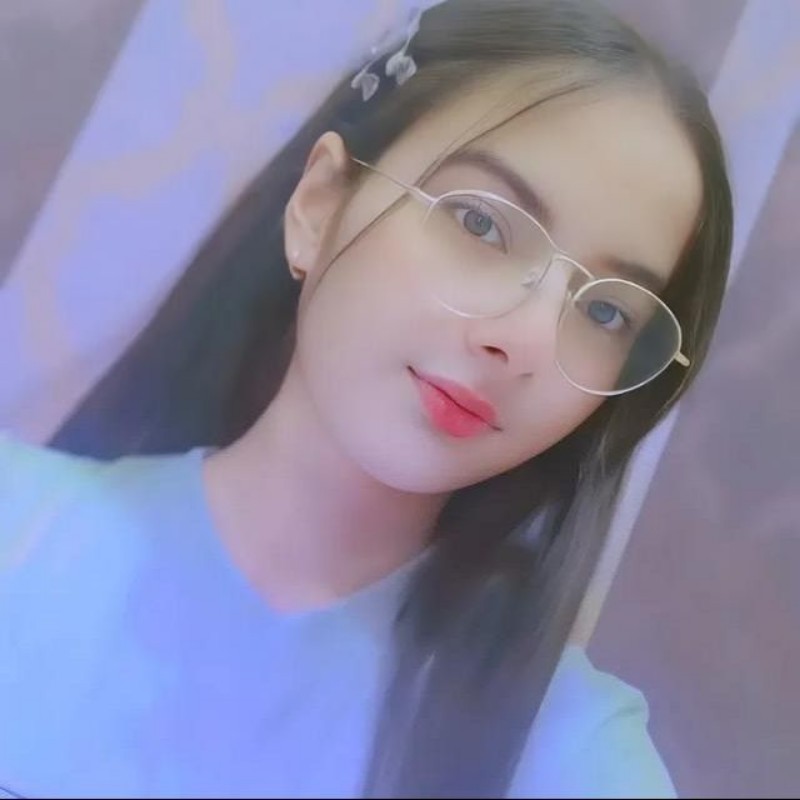 MINAHIL (@minahil2x) | Snapchat Stories, Spotlight & Lenses
