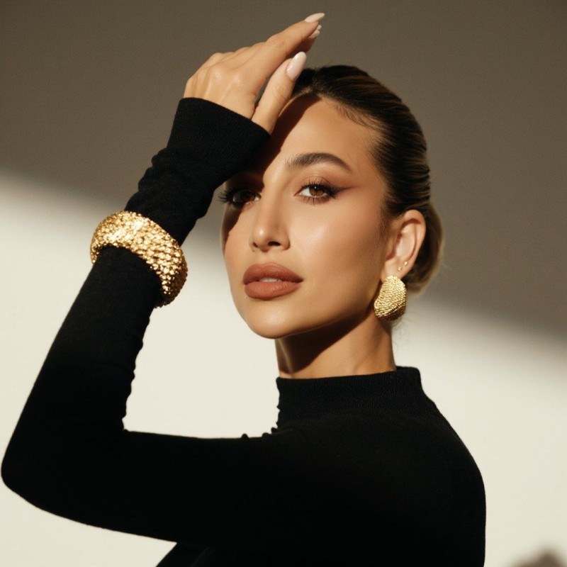 Mac Model Roz Roz (@modelroz) | Snapchat Stories, Spotlight & Lenses