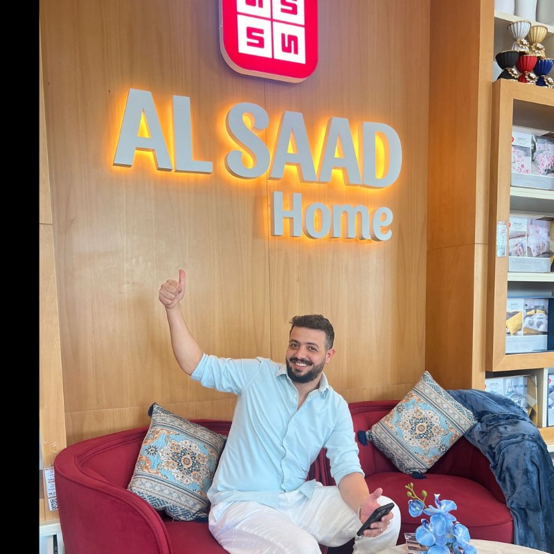 M. Saad R Mr Saad in 🇦🇪 (@mrsaad.uae) | Snapchat Stories, Spotlight & Lenses