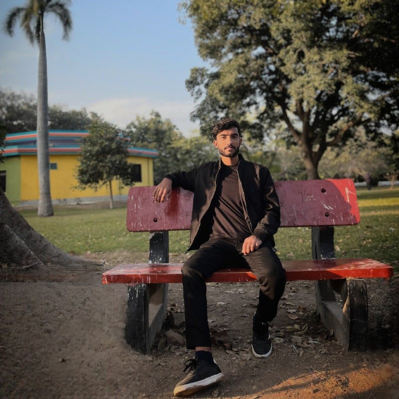 Muzu (@muzammil_raza14) | Snapchat Stories, Spotlight & Lenses