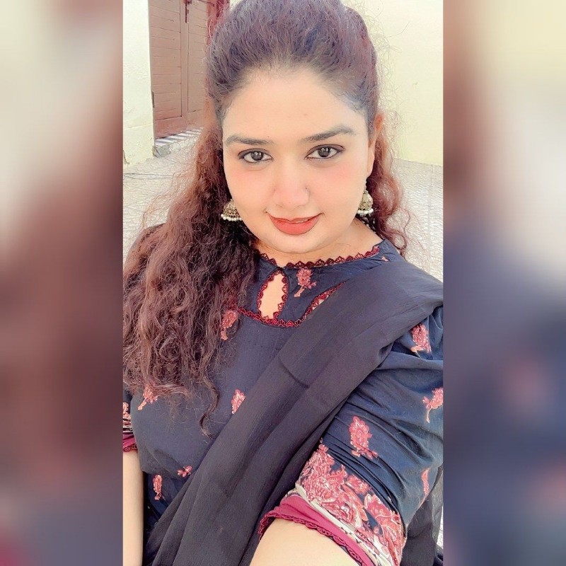 Nafisa (@nafisa4565) | Snapchat Stories, Spotlight & Lenses