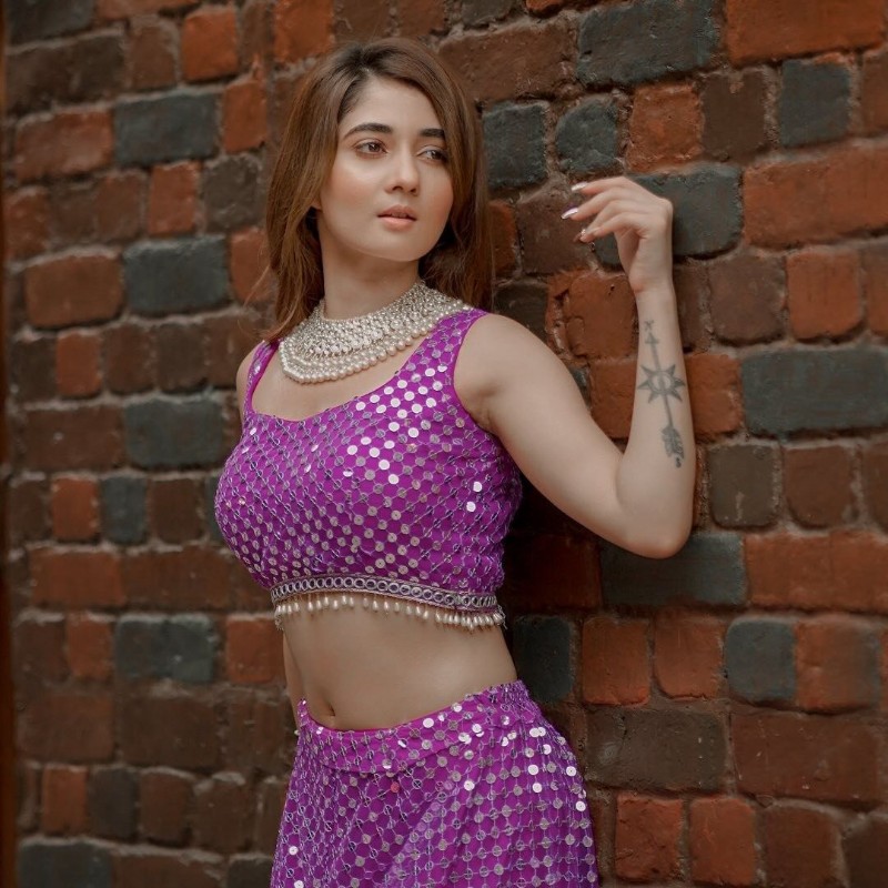 Nisha Bhatt (@niishabhatt) | Snapchat Stories, Spotlight & Lenses