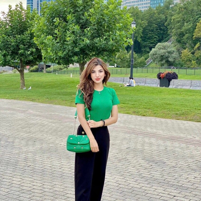 Nimra💃🏻 (@nimra.riaz) | Snapchat Stories, Spotlight & Lenses