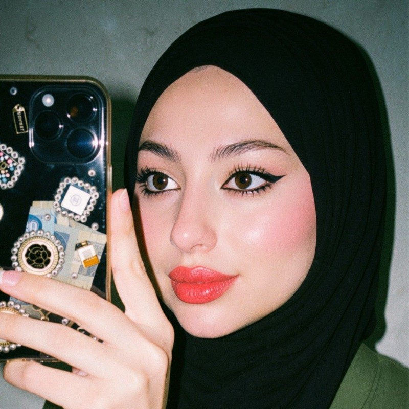 Qamar Mudhafar (@qmudhafar1) | Snapchat Stories, Spotlight & Lenses