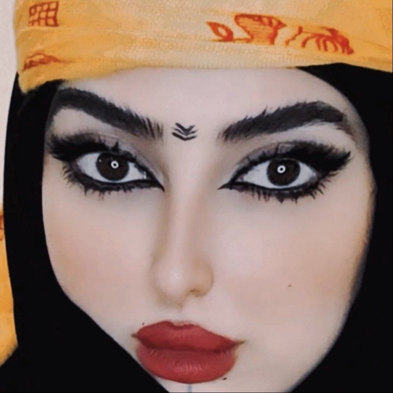 لالة رباب الركيبي 🦌🇲🇦🇶🇦 (@rabab22b) | Snapchat Stories, Spotlight & Lenses