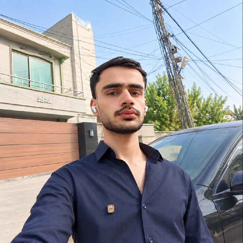 𝑺𝒂𝒂𝒅𝒊 🤍🦢 (@saadi_trader) | Snapchat Stories, Spotlight & Lenses