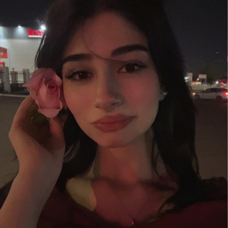 Sidra🍒🎀 _2 (@sidra252185) | Snapchat Stories, Spotlight & Lenses