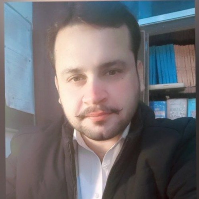 Umair Khan (@umair_adv) | Snapchat Stories, Spotlight & Lenses