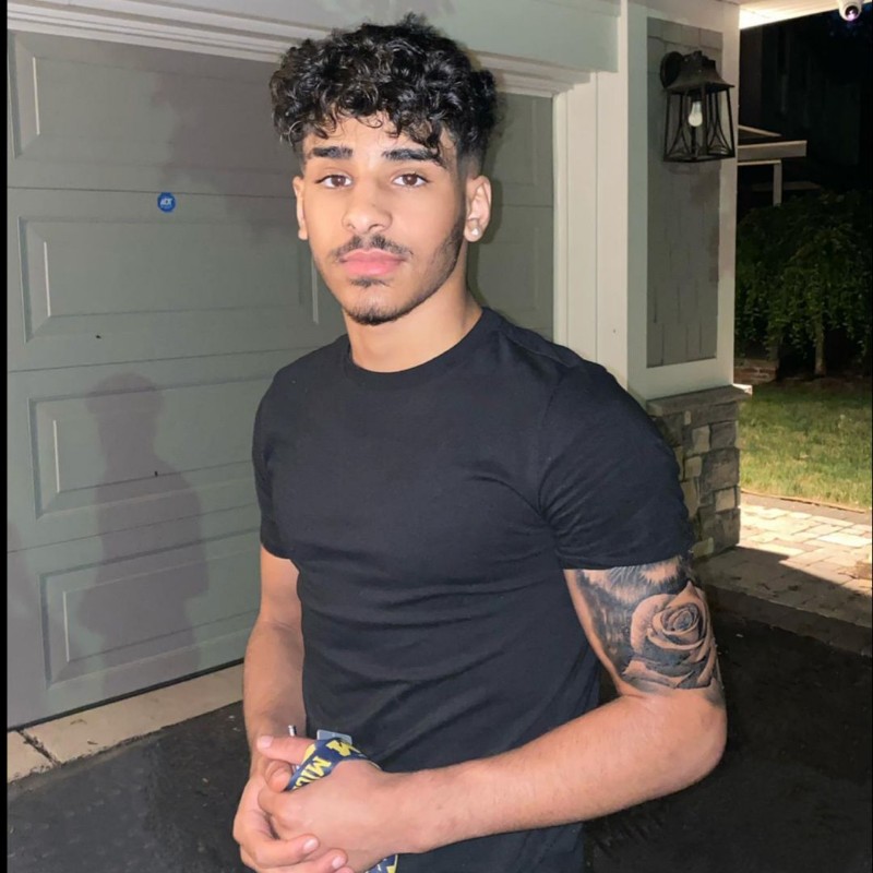 Walid Tt Walid (@walidsharks) | Snapchat Stories, Spotlight & Lenses