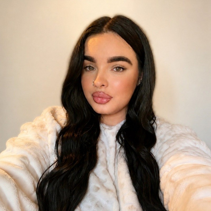 Snapchat Abs abs (@xabbypickeringx) | Snapchat Stories, Spotlight & Lenses
