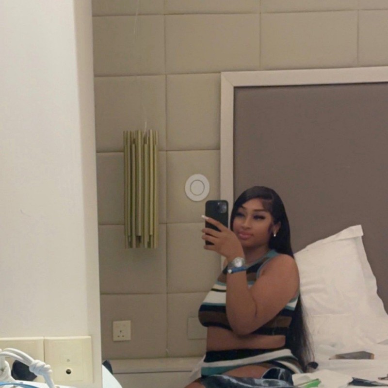 Laylaxy Lay (@xlayy_bx) | Snapchat Stories, Spotlight & Lenses