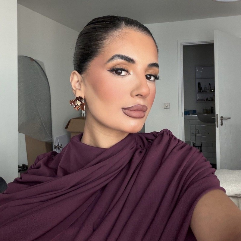 Zeenat🤍 (@zeenxtali) | Snapchat Stories, Spotlight & Lenses
