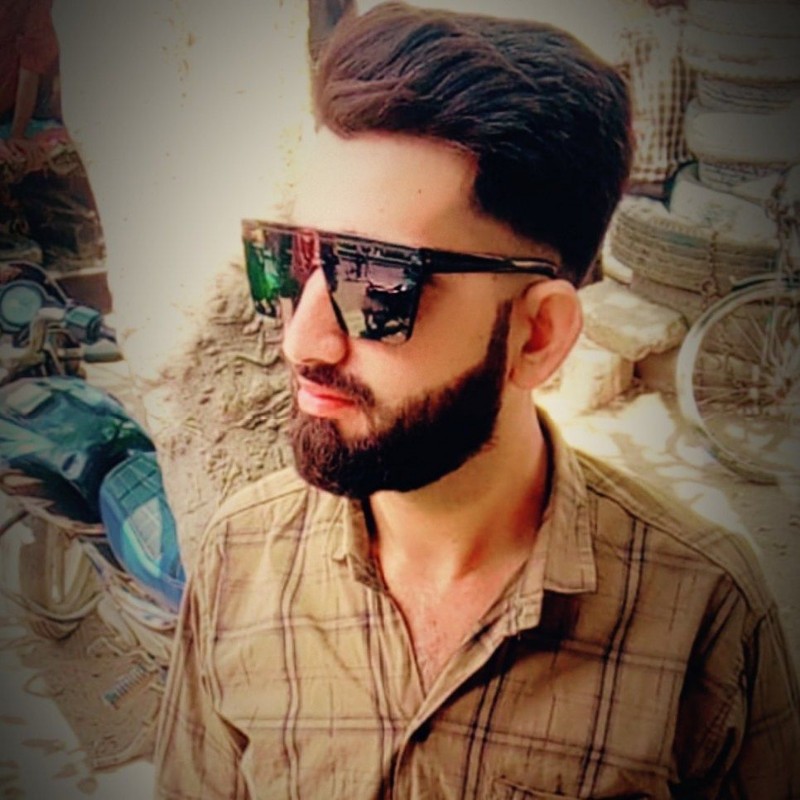 Aadmani Akhtar (@aadmaniakhtar) | Snapchat Stories, Spotlight & Lenses