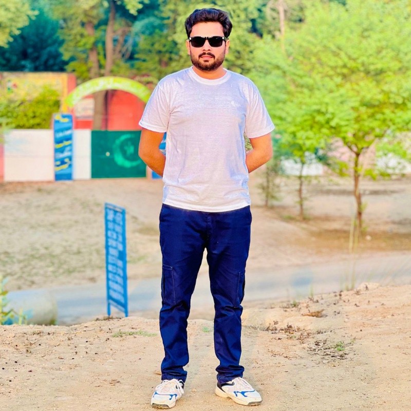 Faheem Abbasi (@abbaxi_faheem) | Snapchat Stories, Spotlight & Lenses