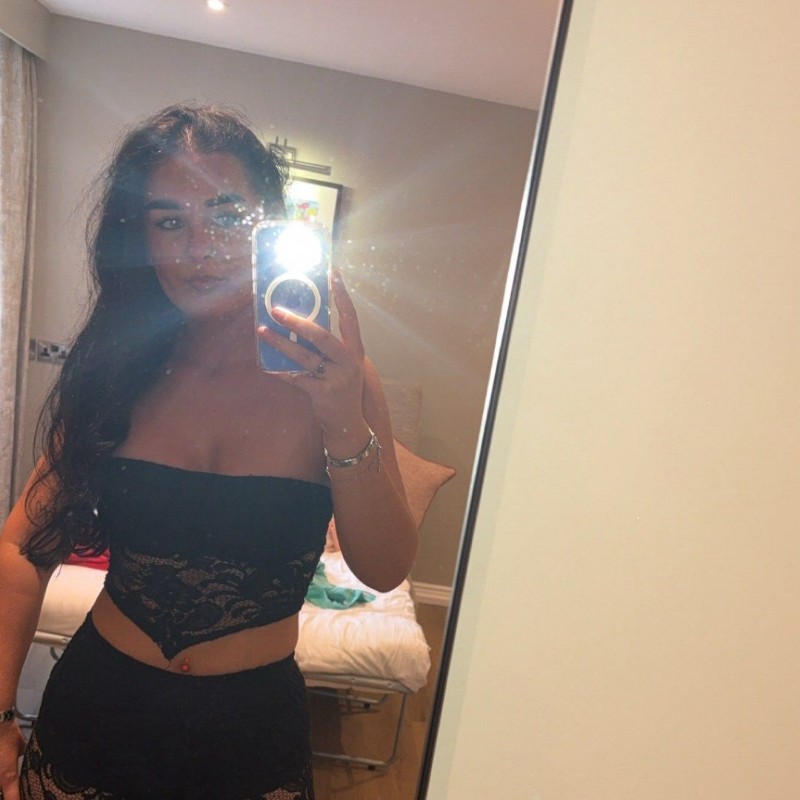 abbie (@abbie_r101) | Snapchat Stories, Spotlight & Lenses