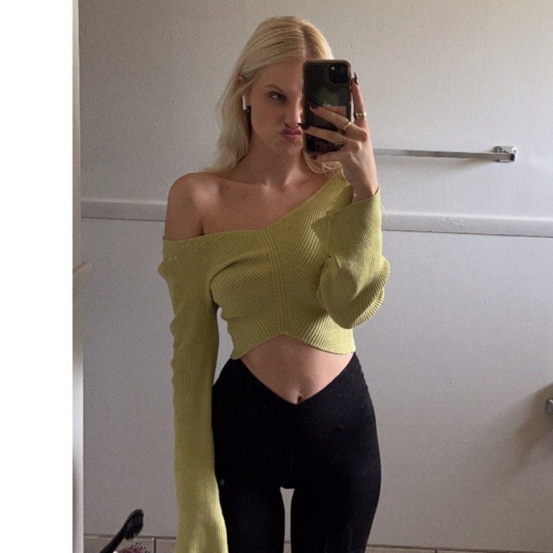 abs🌹 (abby_blondiee) Snapchat Stories, Spotlight & Lenses