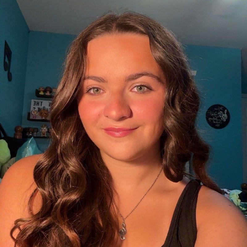 🤍abs🤍(abby_sparks23) เรื่องราว Snapchat ตลอดจน Spotlight และเลนส์