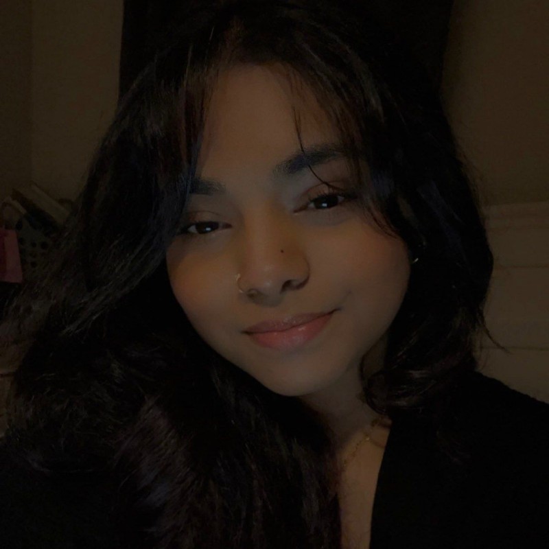 Abira (@abirasarves) | Snapchat Stories, Spotlight & Lenses