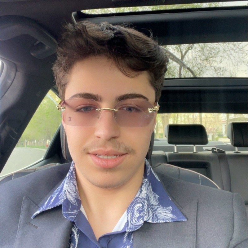 Graham Rustay Dahen Ballak⚜️ (@agha_rustay) | Snapchat Stories, Spotlight & Lenses