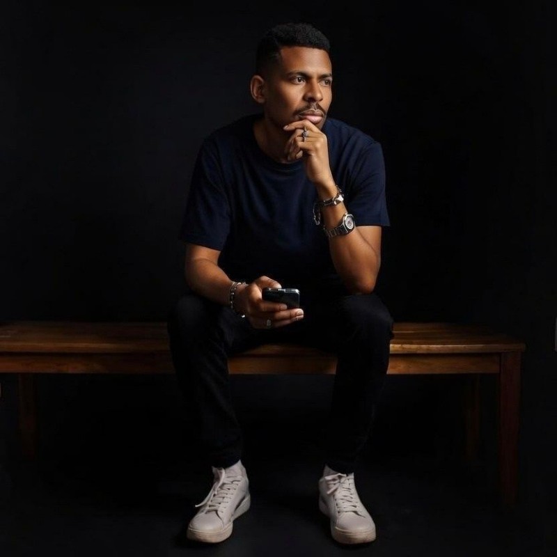 Akuzike (@akuzikeofficial) | Snapchat Stories, Spotlight & Lenses