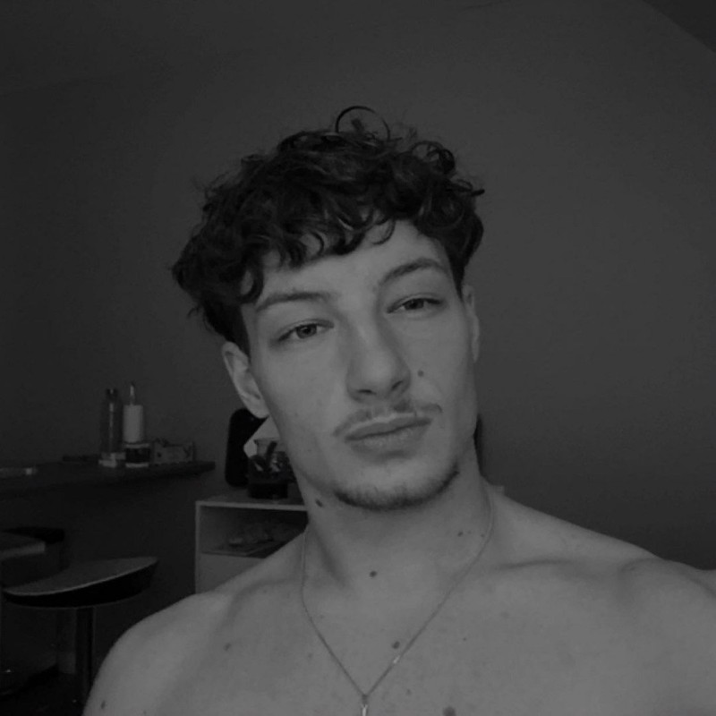 Alexis_chl (alexis_challe) Snapchat Stories, Spotlight & Lenses