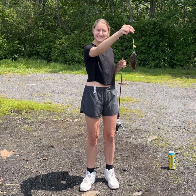 alina (@alinaxrose) | Snapchat Stories, Spotlight & Lenses