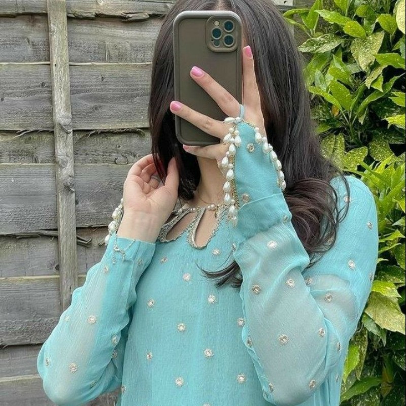 Alishba (@alishba245710) | Snapchat Stories, Spotlight & Lenses