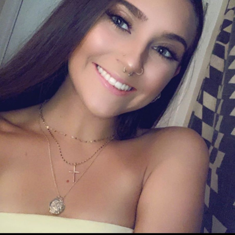 jaime liz 🌙 (@alizabethjaime) | Snapchat Stories, Spotlight & Lenses