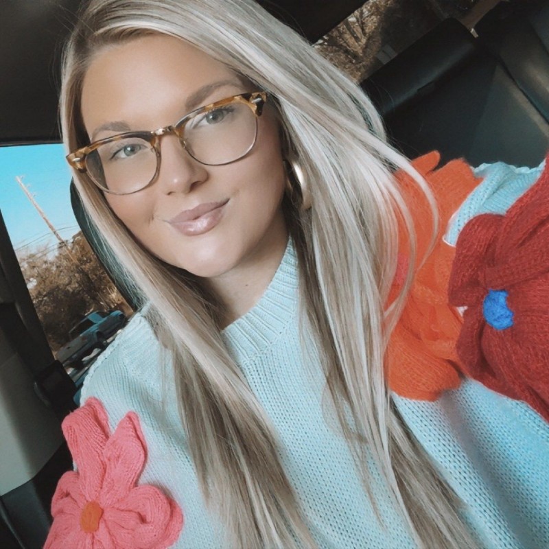 Allison Parker (allisonparkerrr) Snapchat Stories, Spotlight & Lenses