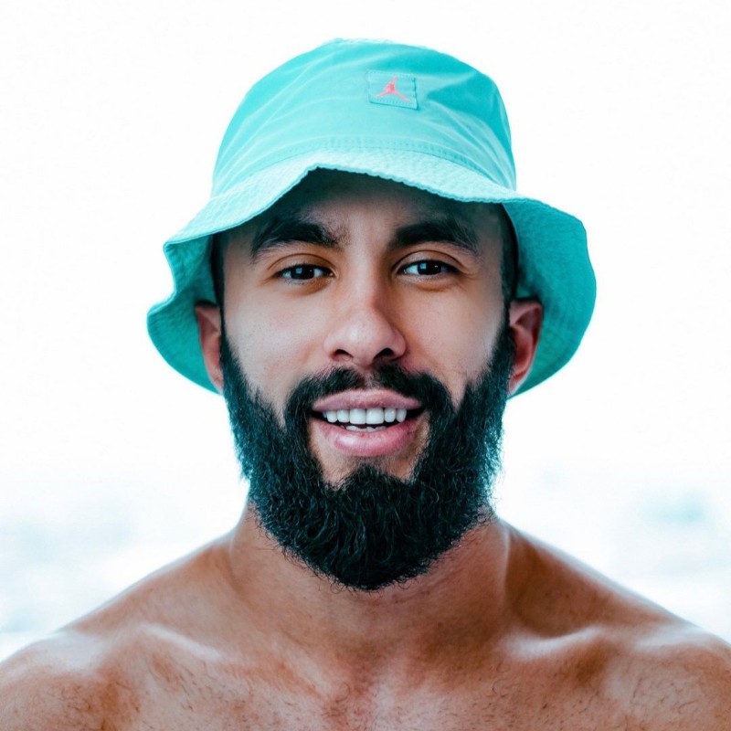 Anatoly (anatoly_prank) Snapchat Stories, Spotlight & Lenses