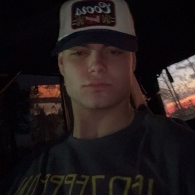 CHUILLI (@andrew_chuilli2) | Snapchat Stories, Spotlight & Lenses